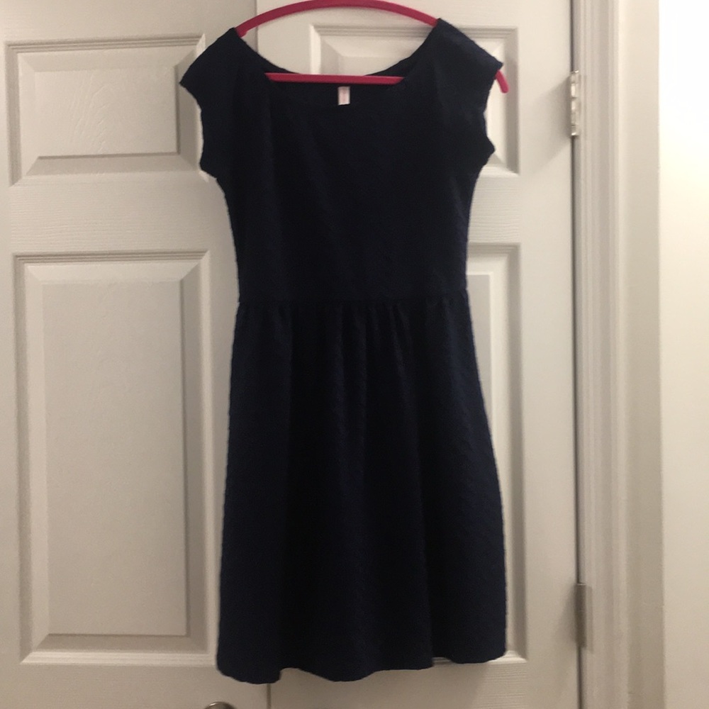 QUILTED NAVY MIDI DRESS